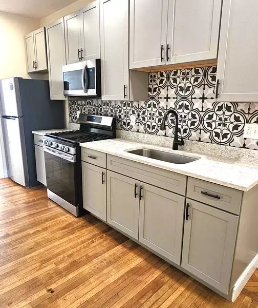 4 Bedroom Apartment Near UVM | 416 Pearl St #4 Burlington VT