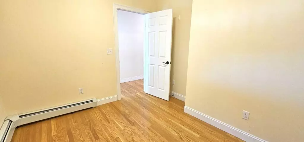 4 Bedroom Apartment Near UVM | 416 Pearl St #4 Burlington VT