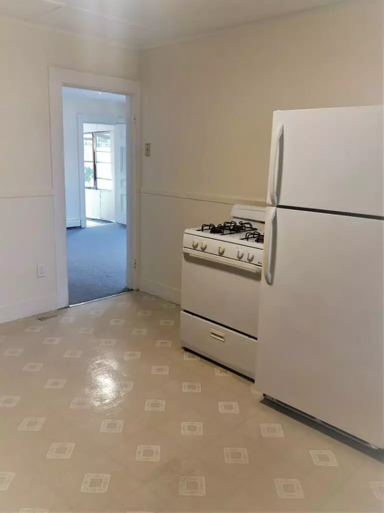 Newly Renovated 4 Bedroom – 92 Lafountain Street Burlington- AVAILABLE August 1st, 2026