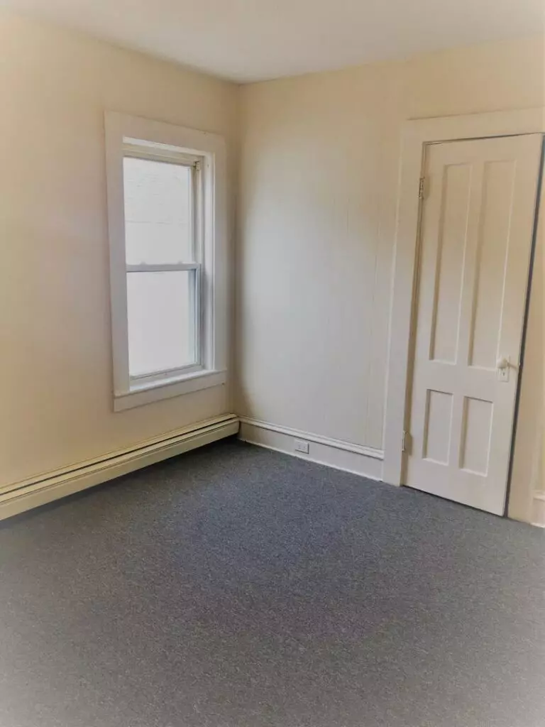 Newly Renovated 4 Bedroom – 92 Lafountain Street Burlington- AVAILABLE August 1st, 2026