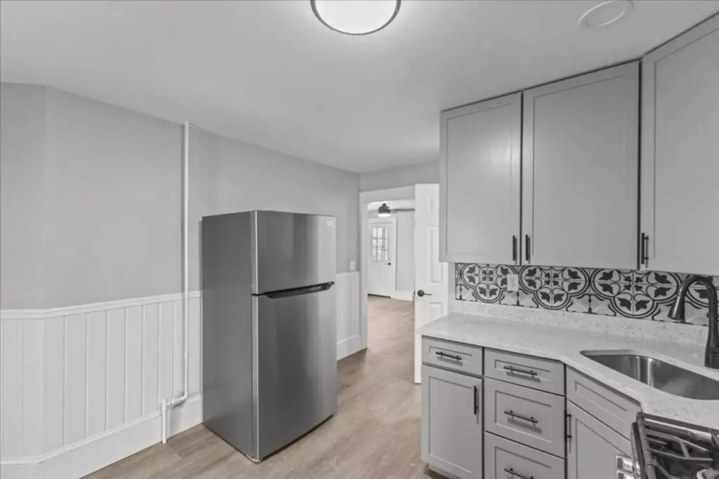 4BD in Burlington – Close to UVM – Available February 1st, 2027