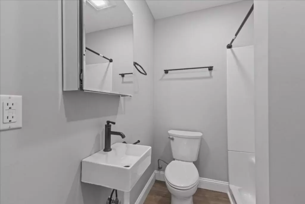 4BD in Burlington – Close to UVM – Available February 1st, 2027