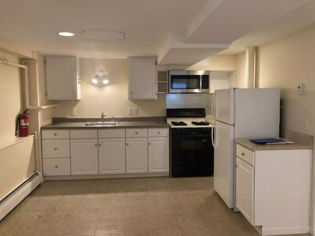 Two Bedroom in Burlington VT – 60G Spruce St – June 1st, 2026