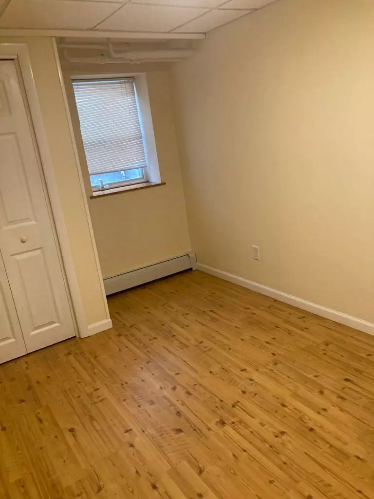 Two Bedroom in Burlington VT – 60G Spruce St – June 1st, 2026