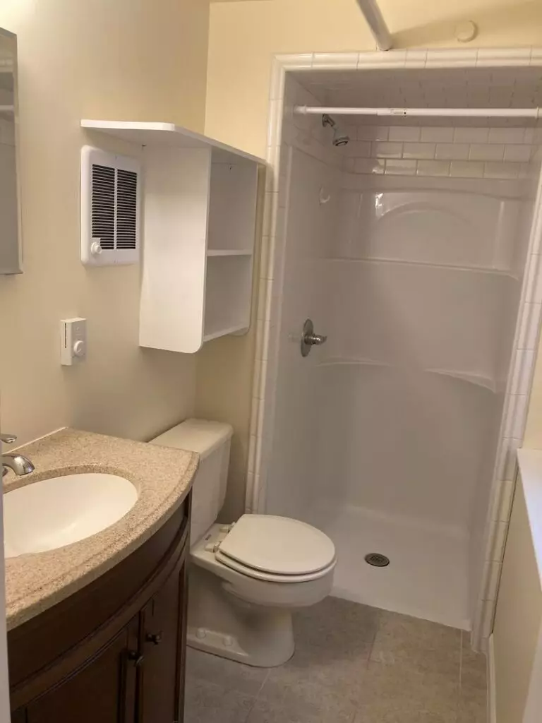 Two Bedroom in Burlington VT – 60G Spruce St – June 1st, 2026