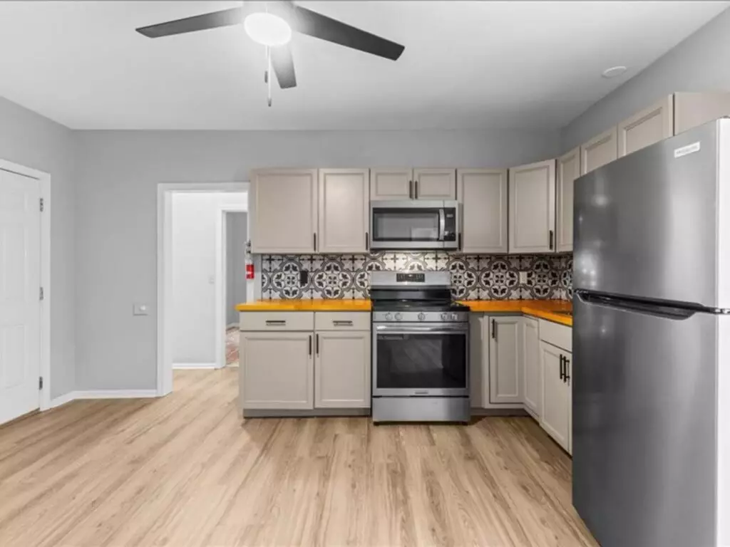 Unique 3 Bedroom Apartment in Winooski, VT | Hardwood Floors & Near Downtown | June 2027