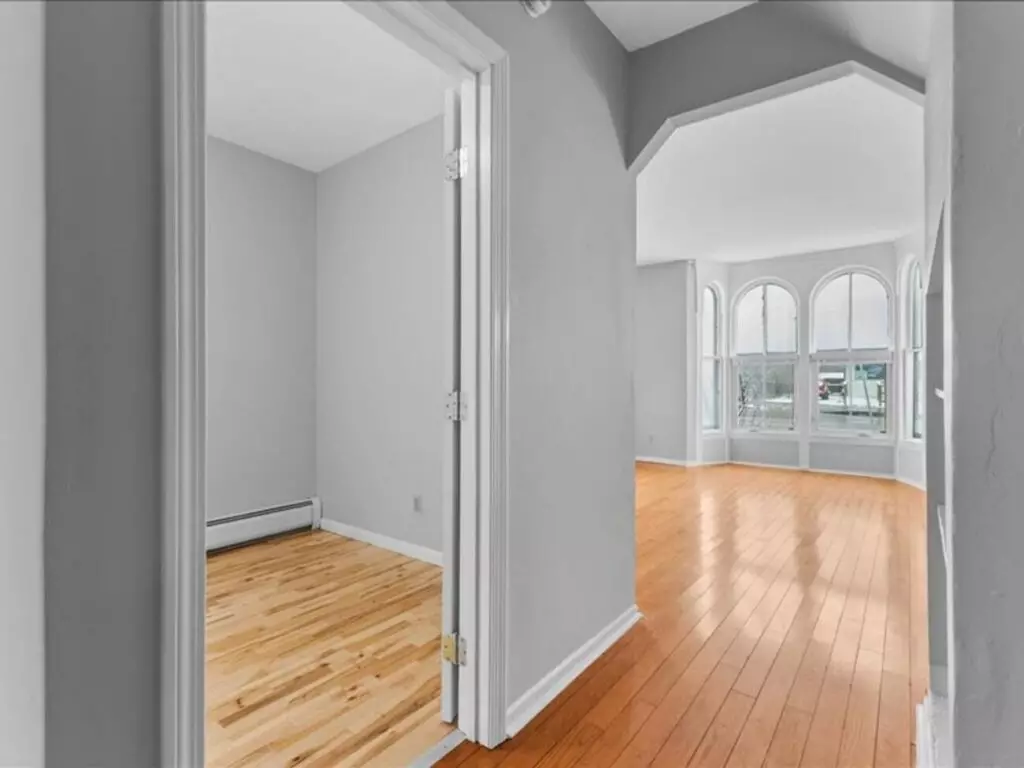 Unique 3 Bedroom Apartment in Winooski, VT | Hardwood Floors & Near Downtown | June 2027