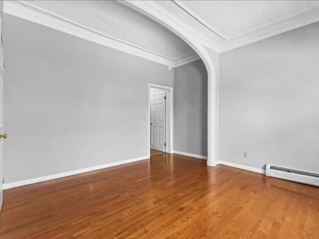 Unique 3 Bedroom Apartment in Winooski, VT | Hardwood Floors & Near Downtown | June 2027