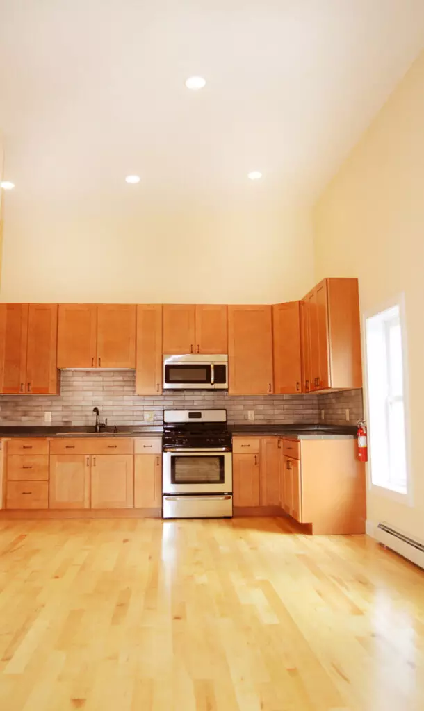 4 Bedroom Apartment Near UVM | 8 Haswell St #1 Burlington VT