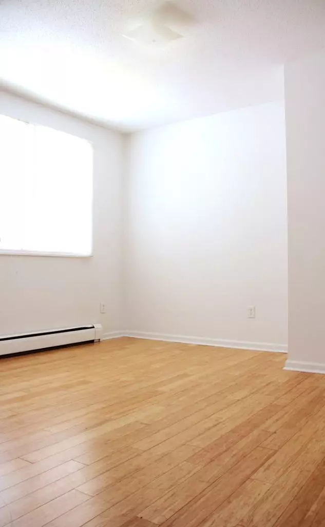 1 Bedroom apartment available! – Heat included