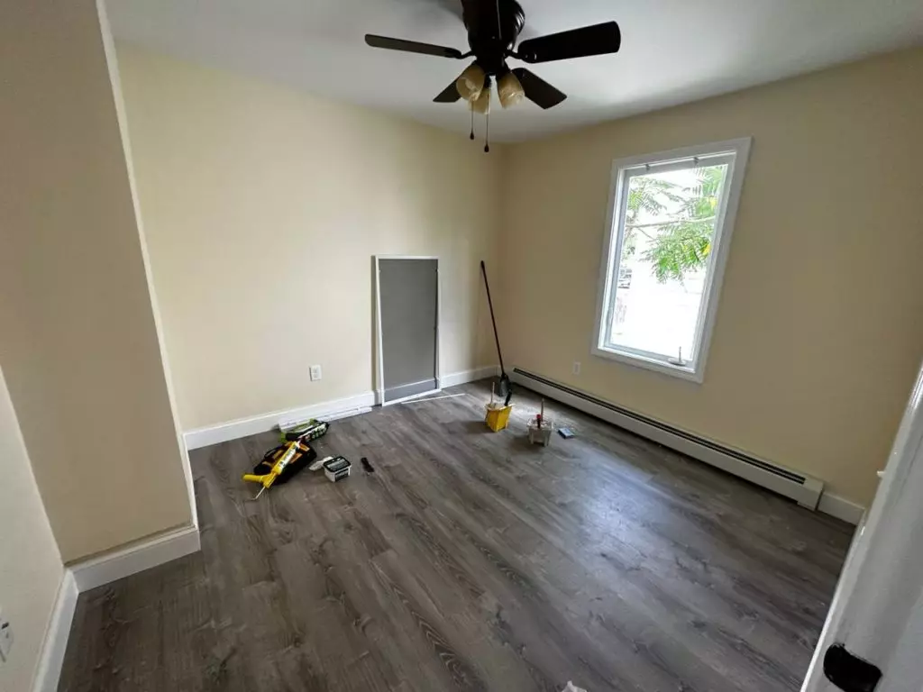 Newly-updated 2 bedroom in Burlington, 10 Rose St #2 – AVAILABLE JUNE 1st, 2026