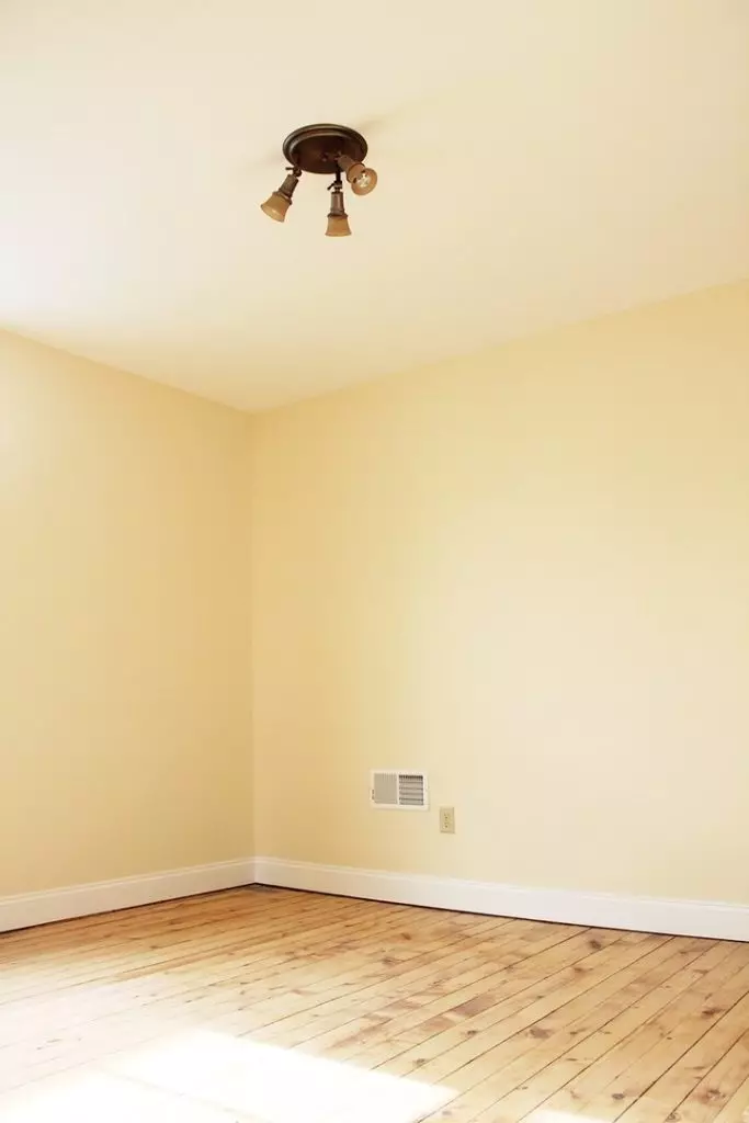 252 North St #3, Burlington, VT | 4 Bedroom Apartment with Laundry & Parking | Old North End