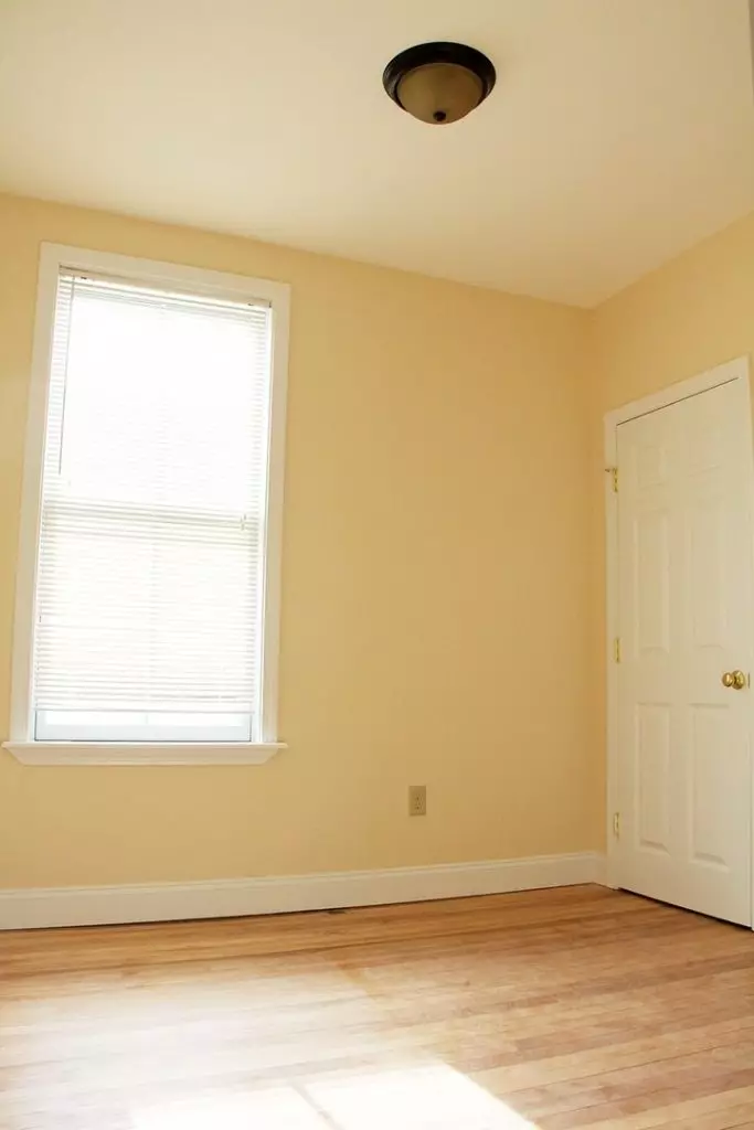 252 North St #3, Burlington, VT | 4 Bedroom Apartment with Laundry & Parking | Old North End