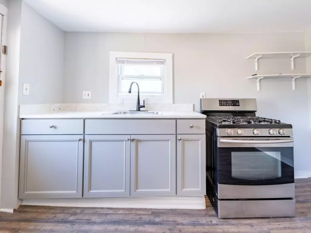 3 Bedroom, with Laundry – AVAILABLE JUNE 1ST, 2027 – Burlington VT