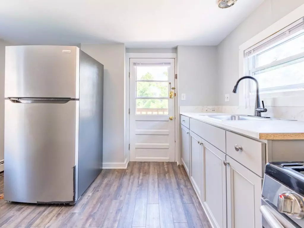 3 Bedroom, with Laundry – AVAILABLE JUNE 1ST, 2027 – Burlington VT