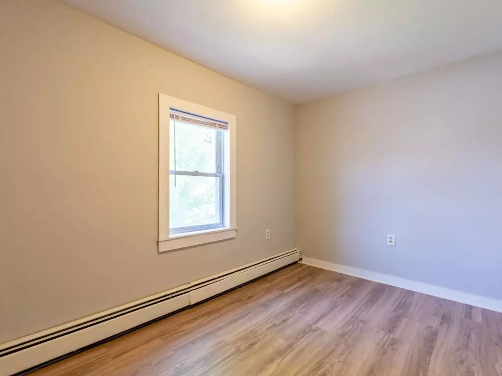 3 Bedroom, with Laundry – AVAILABLE JUNE 1ST, 2027 – Burlington VT