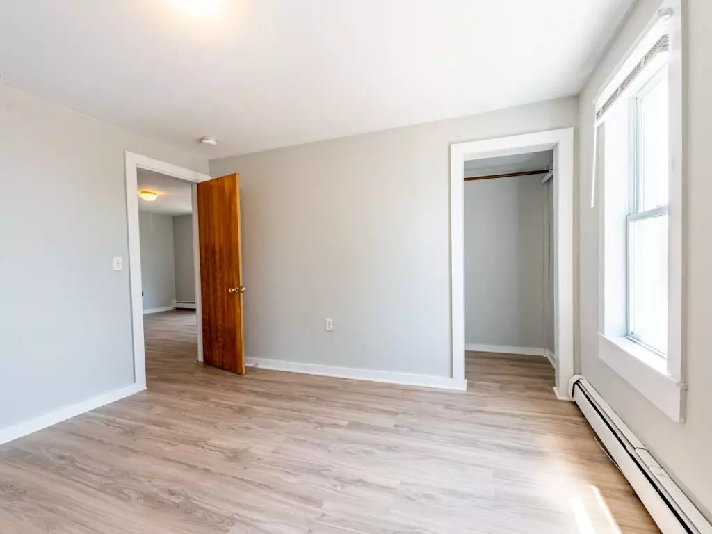 3 Bedroom, with Laundry – AVAILABLE JUNE 1ST, 2027 – Burlington VT