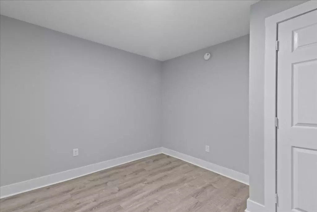 43 Willow ST, Burlington, VT | Newly Updated 3 Bedroom Apartment | June 2027