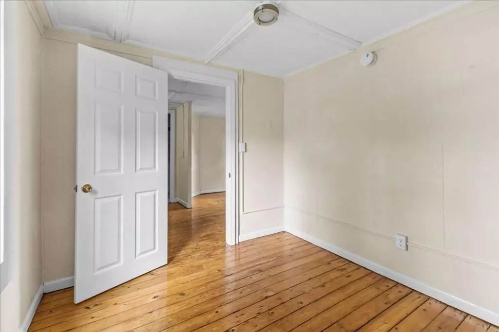 Cozy 2 bedroom located in the O.N.E