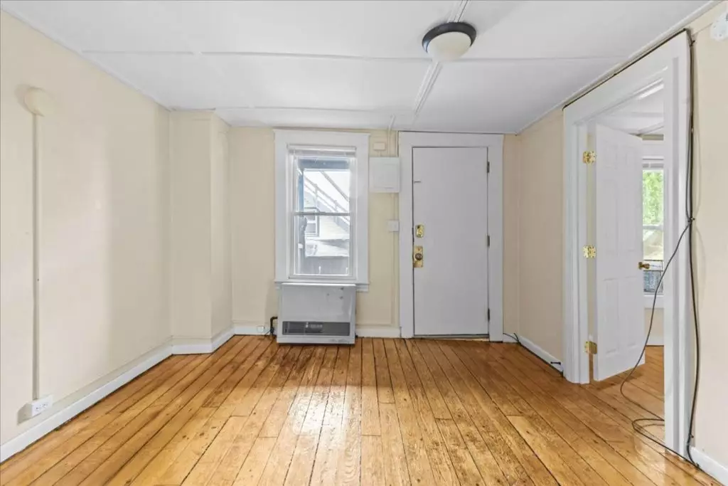 Cozy 2 bedroom located in the O.N.E