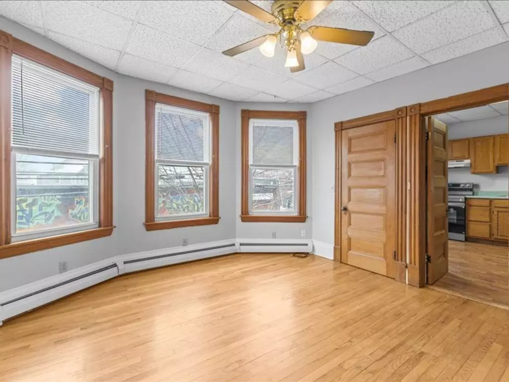 STUDIO APARTMENT – Burlington, VT AVAILABLE October 10th, 2026