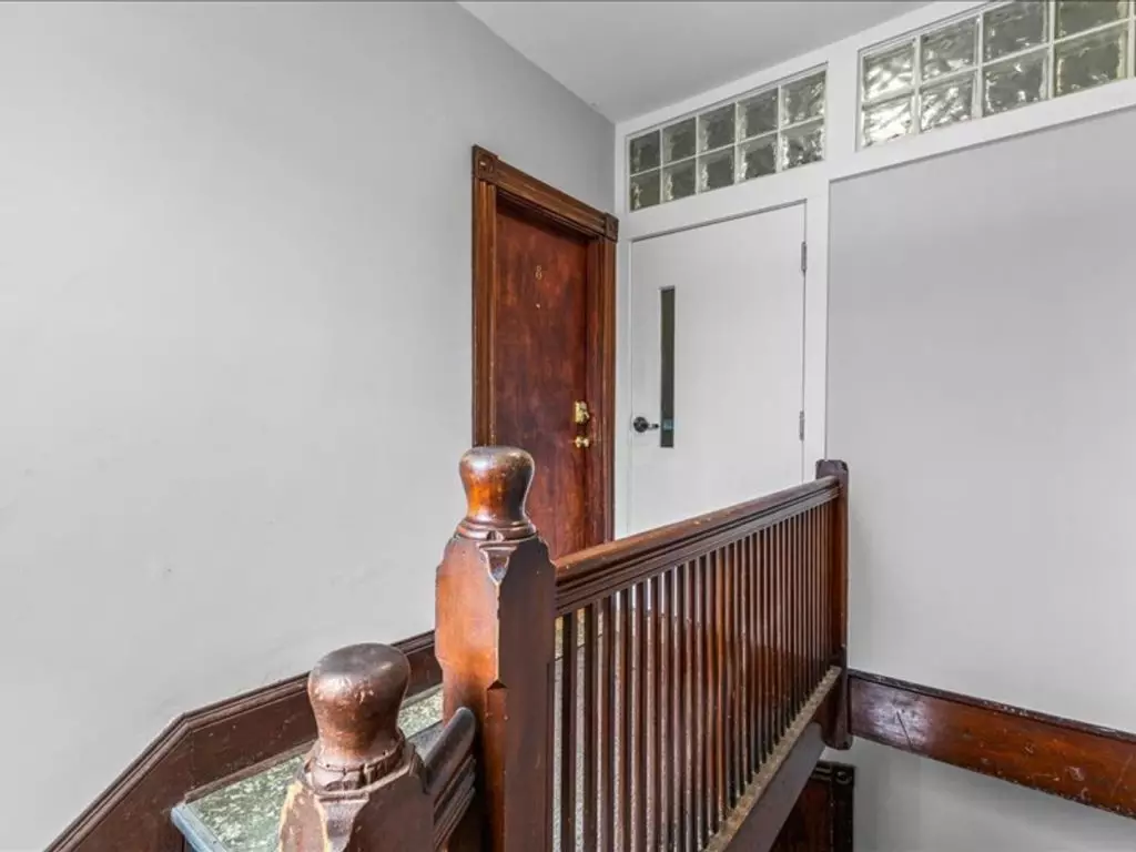 STUDIO APARTMENT – Burlington, VT AVAILABLE October 10th, 2026