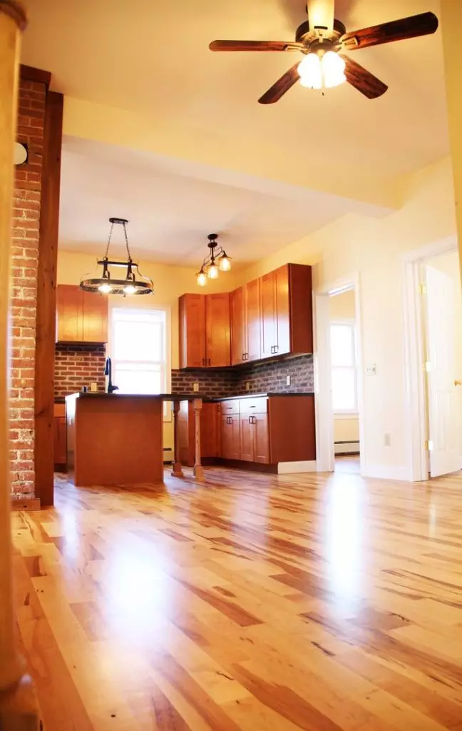 26 Cedar St – AVAILABLE NOW, SHORT-TERM ONLY
