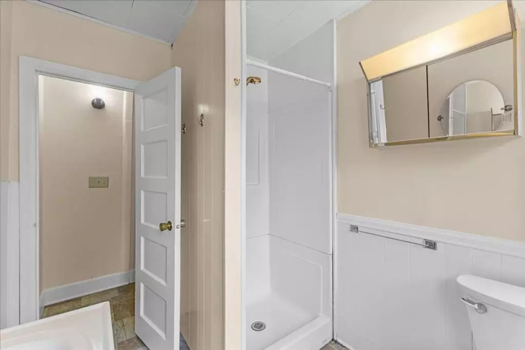 2 Bedroom – 52A Howard St – September 15th, 2026 | Burlington VT