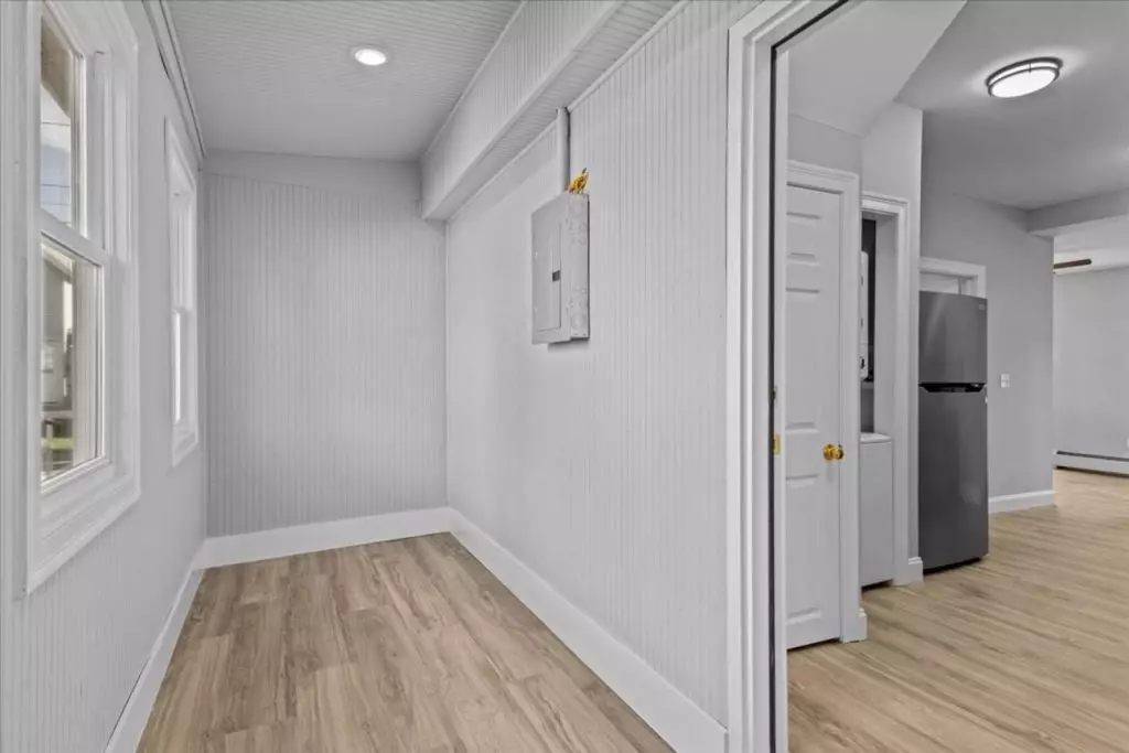 Newly Renovated 4 BDRM APT Available June 1st – Burlington VT