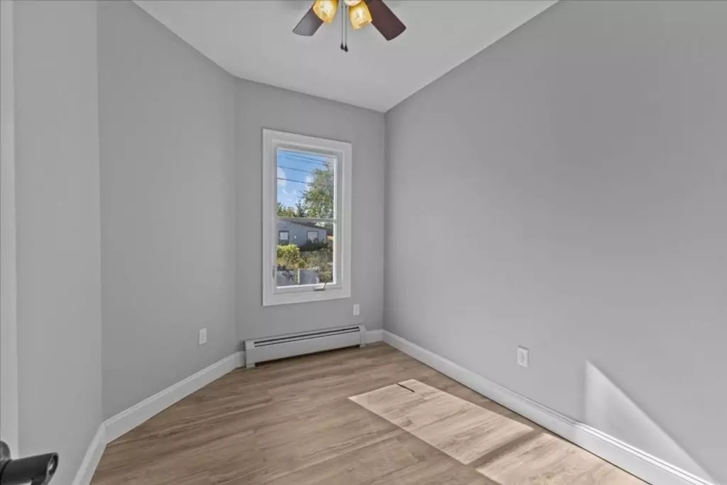 Newly Renovated 4 BDRM APT Available June 1st – Burlington VT