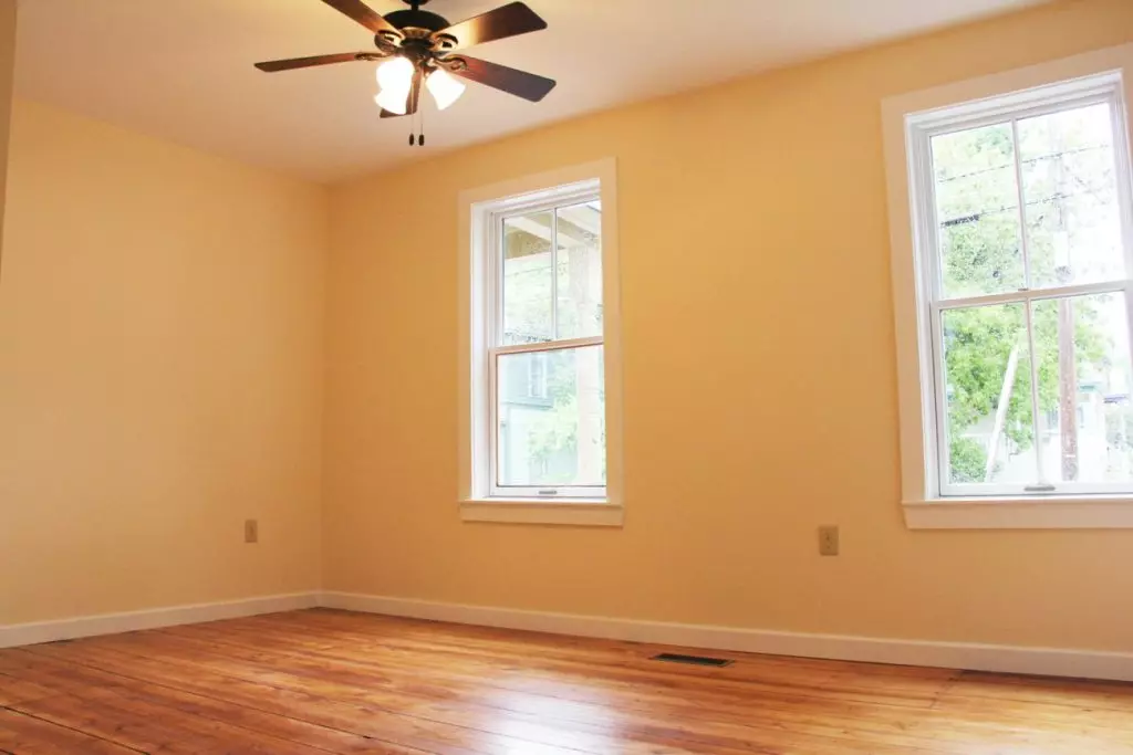 39 Peru Street #1 – 2 Bedroom in Burlington with Laundry! – June 1st, 2026