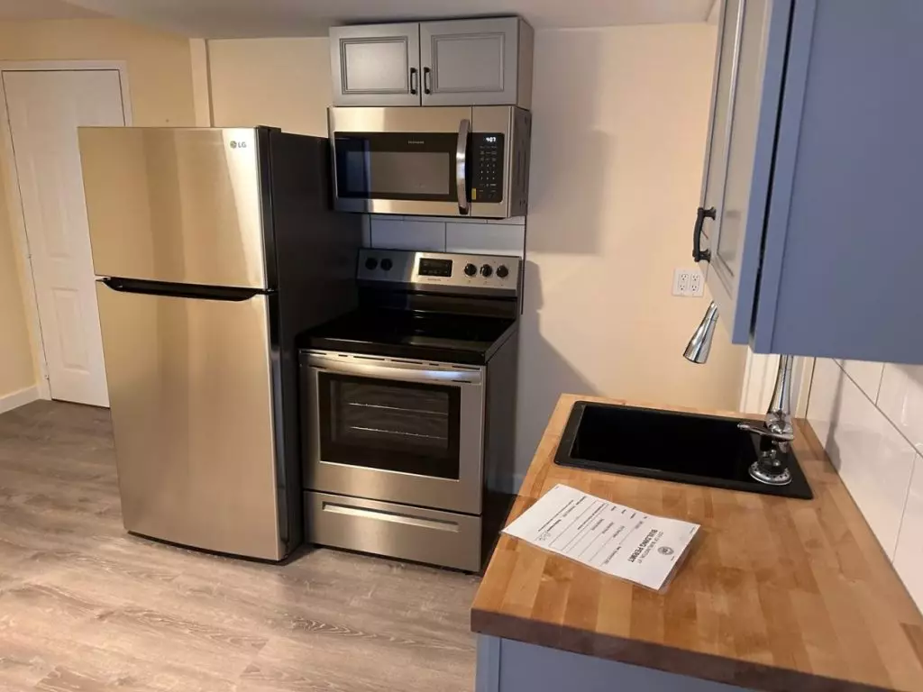 Newly Renovated 2 bedroom apartment