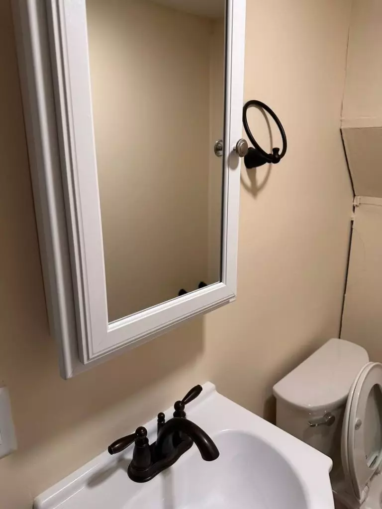 Newly Renovated 2 bedroom apartment