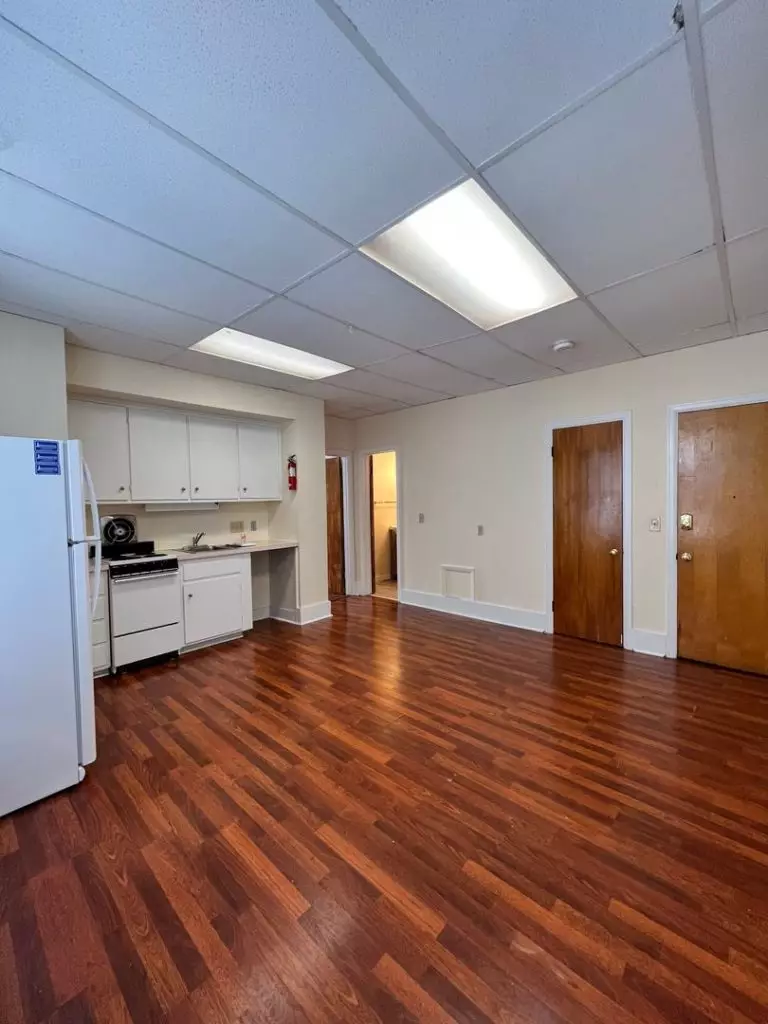 Unique and spacious 1 bedroom in Burlington VT available June 1, 2026