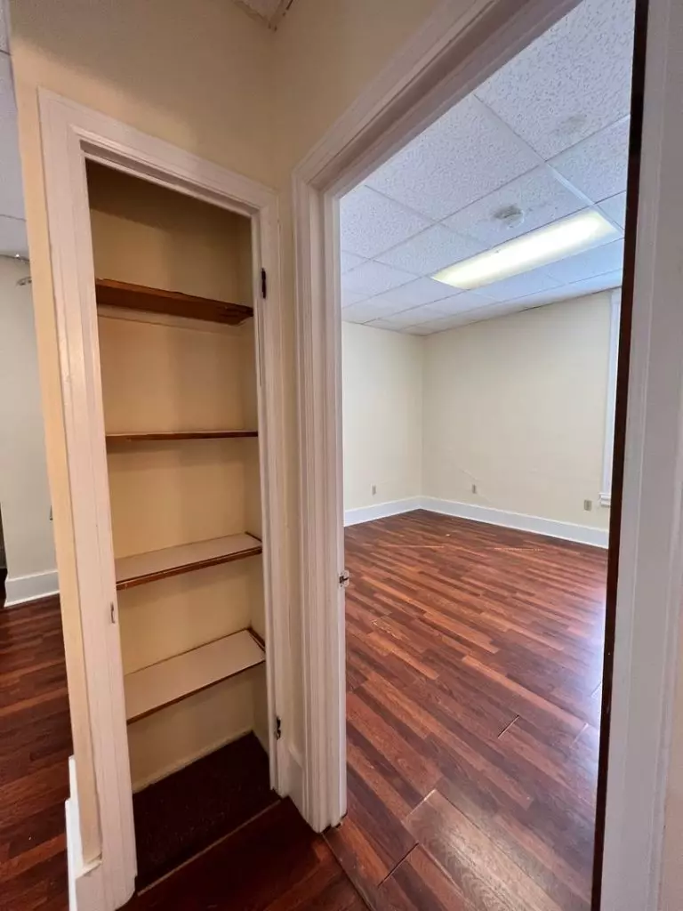 Unique and spacious 1 bedroom in Burlington VT available June 1, 2026