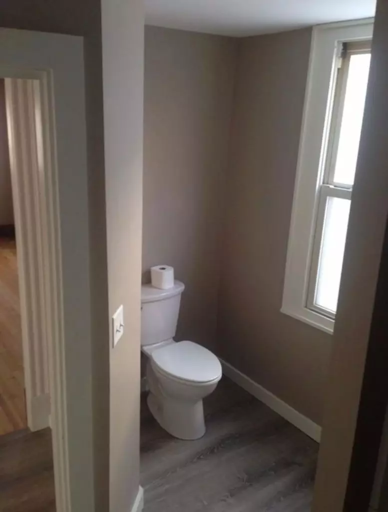 Charming 2-bedroom – 257 South Main Street in St. Albans