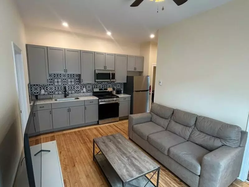 Apartment Near UVM – 416 Pearl St #2, Burlington VT