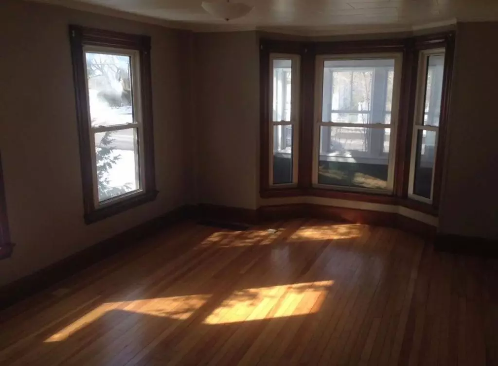 Charming 2-bedroom – 257 South Main Street in St. Albans