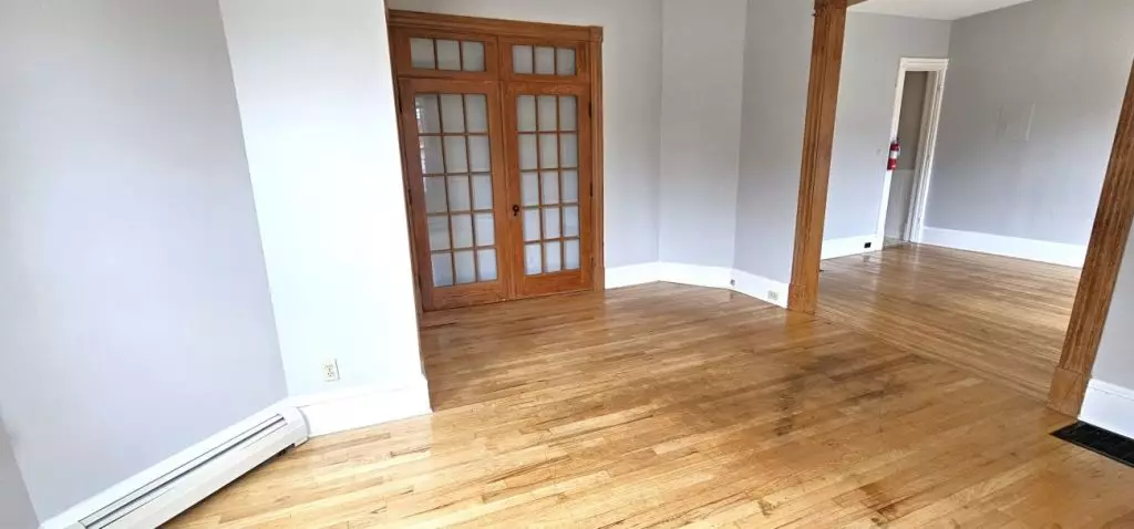 1 BD, HEAT & HOT WATER INCLUDED, Burlington, VT- Close to UVM Campus