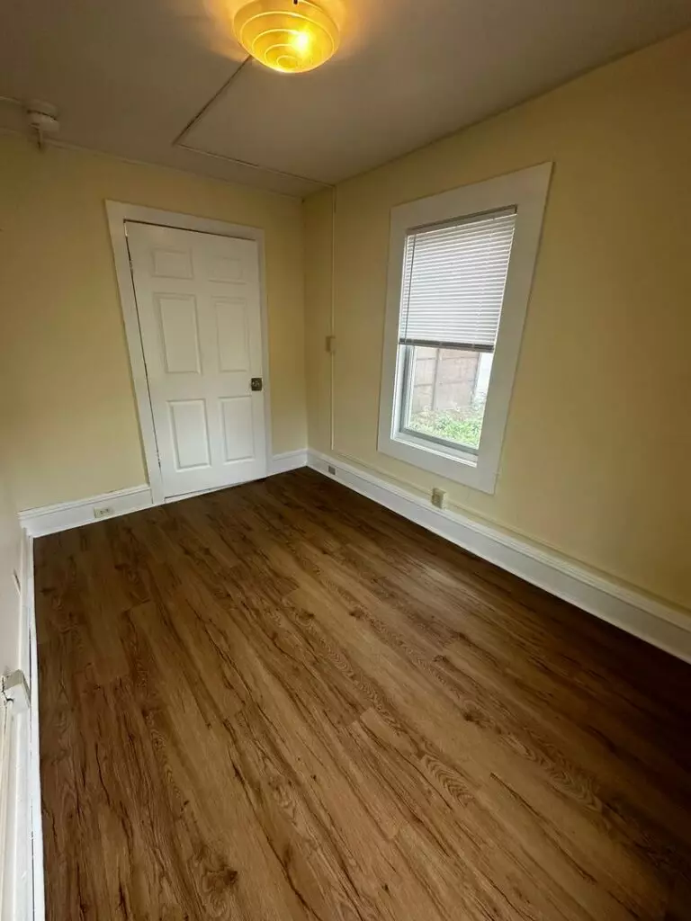 2 Bedroom apartment available