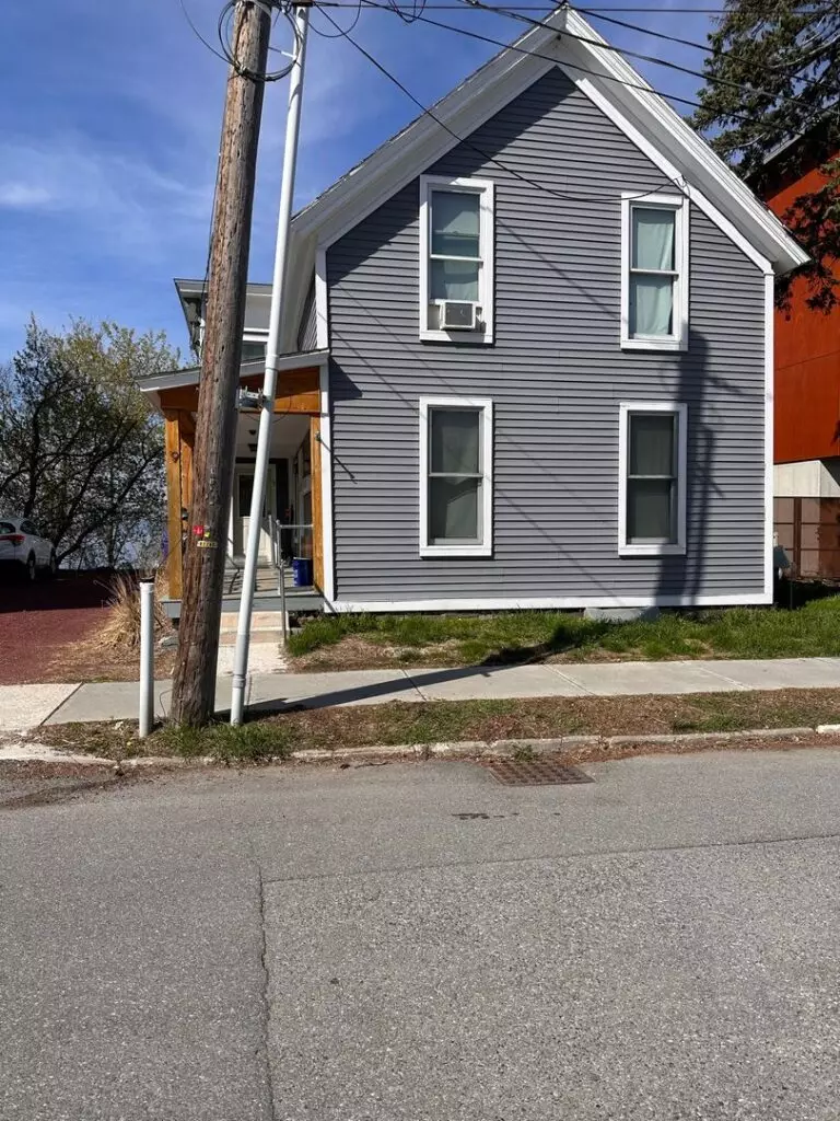 2 Bedroom apartment available