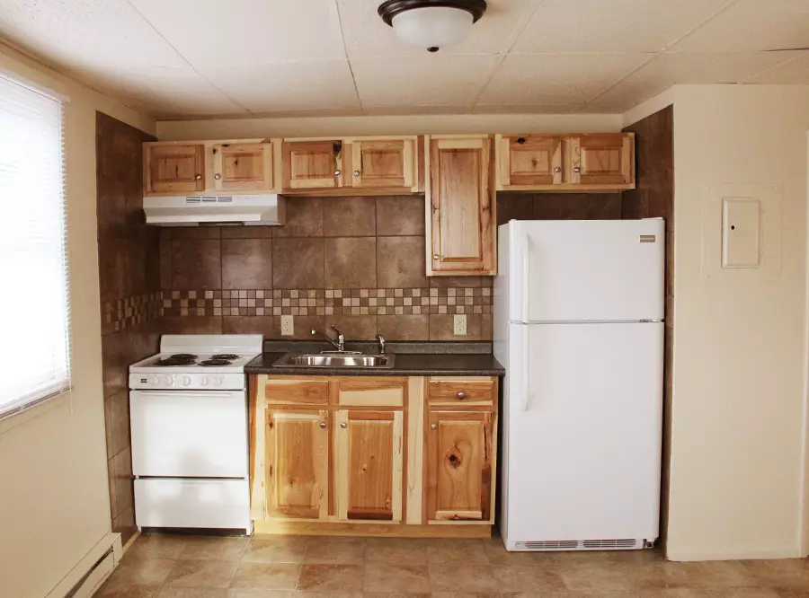 1 Bedroom with Parking – 100 North Street #3, Burlington VT – Available for July 1st, 2026!