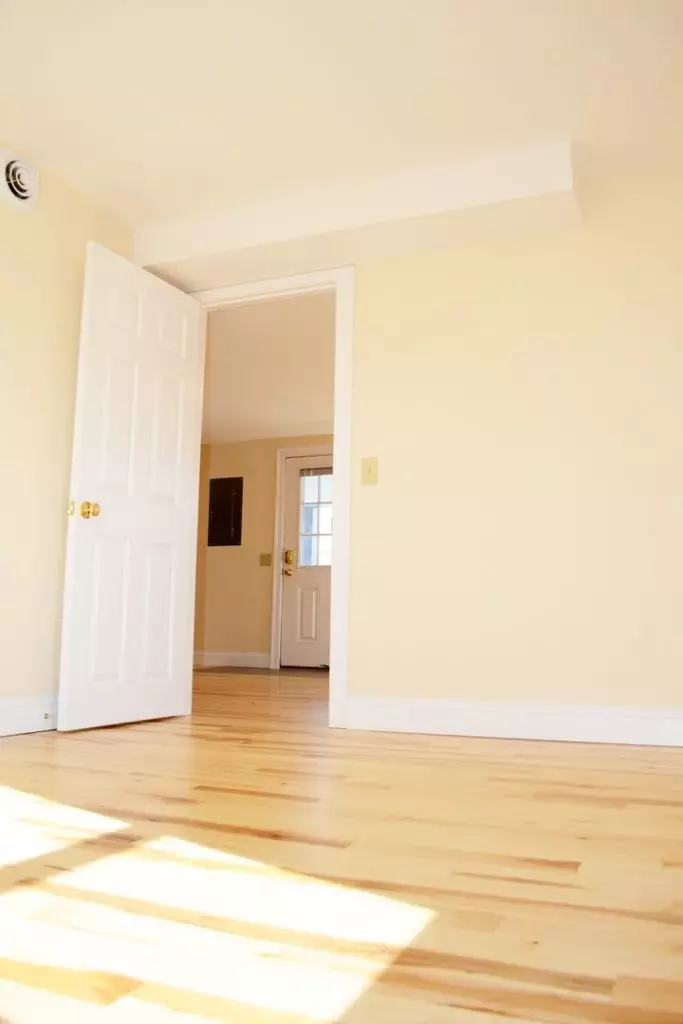 2 Bedroom w/ laundry + parking – 158A North Street, Burlington VT – June 1st, 2026