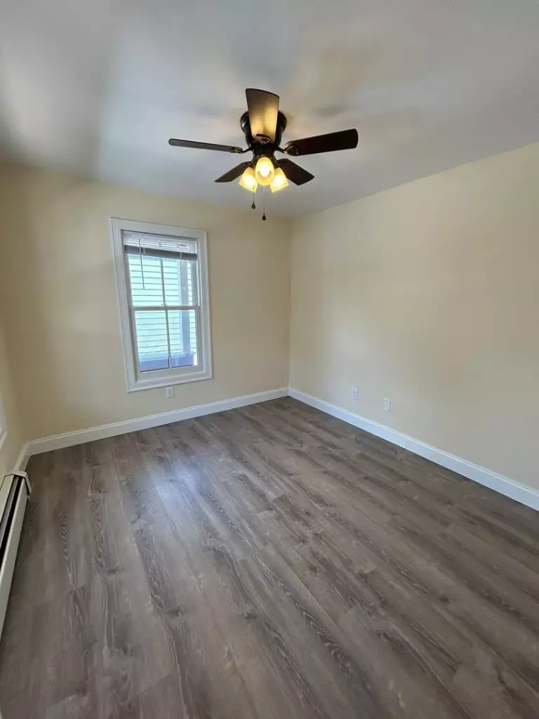 88 North St, Burlington, VT | Newly Renovated 4 Bedroom House with Yard & Parking | June 2027