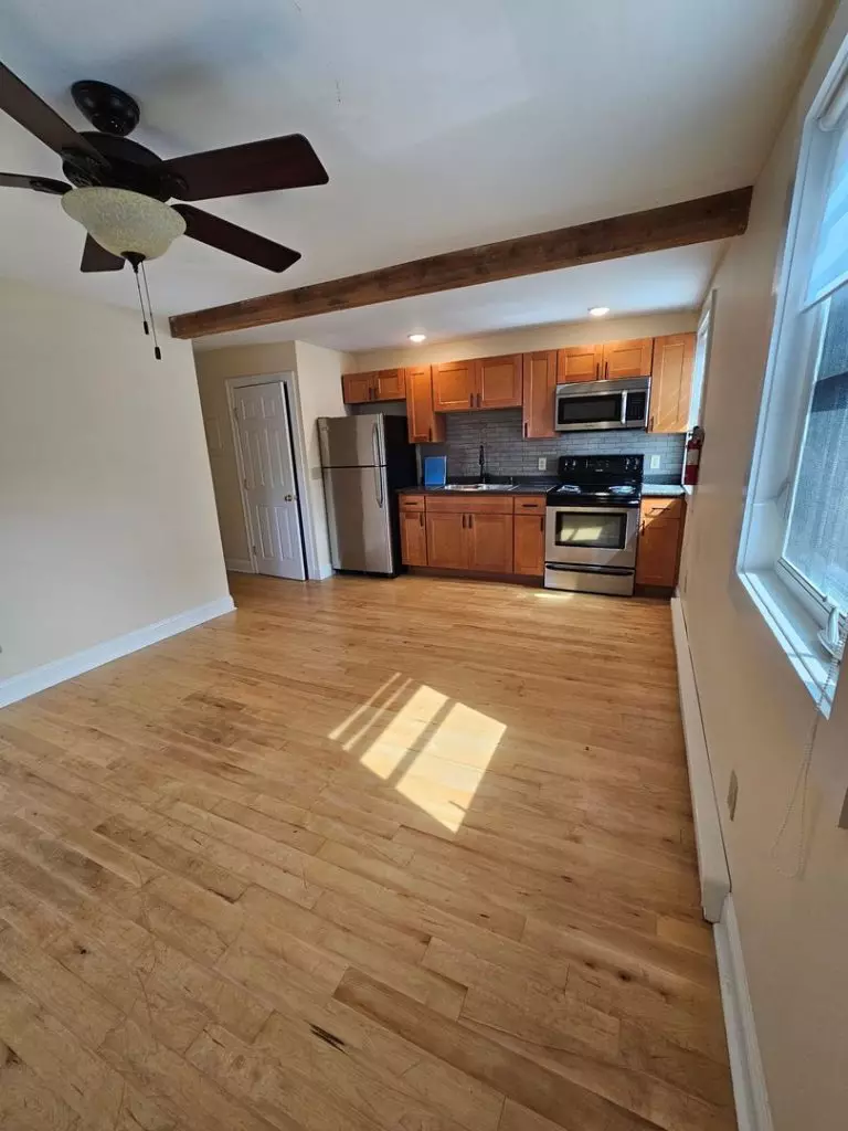 1 Bedroom – 100 North Street #2- June 1st, 2026 Burlington VT