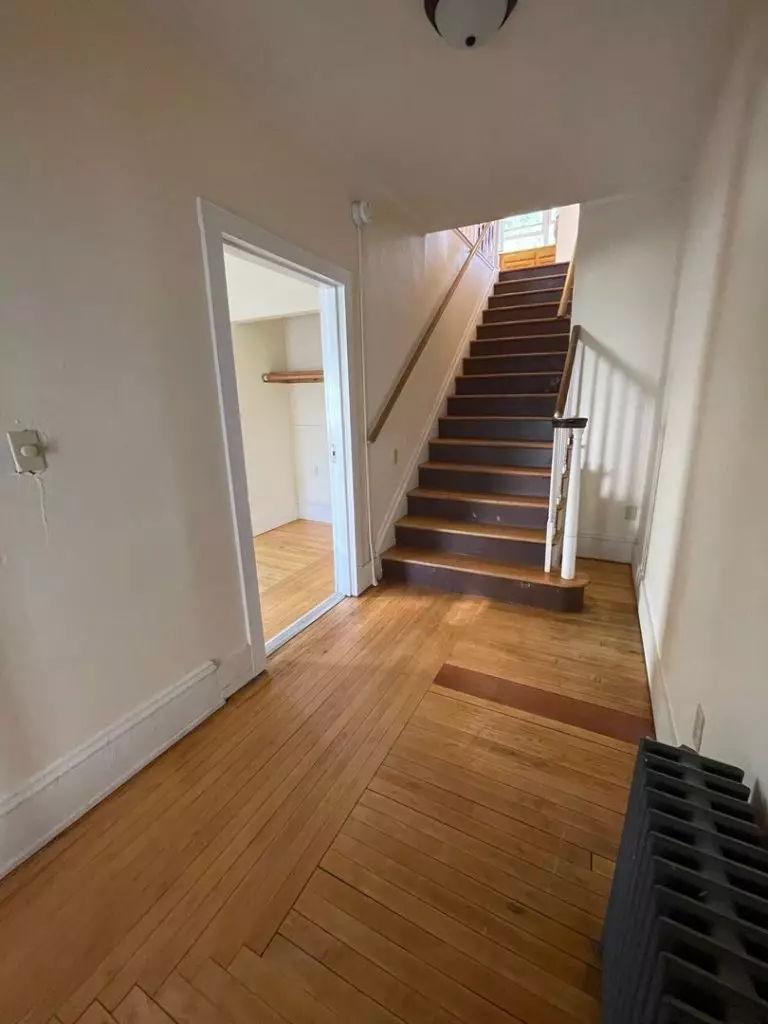 3 Bedroom Apartment in Burlington, VT | Old North End Near UVM | June 2027