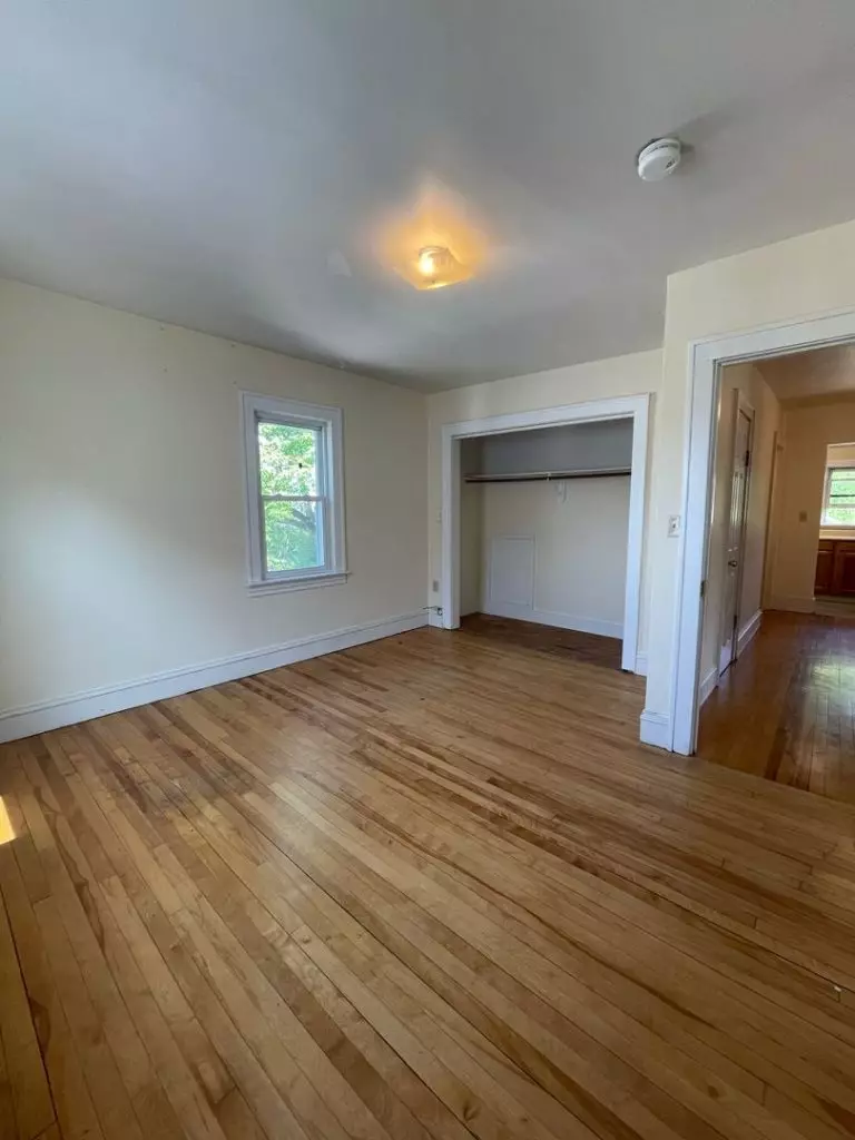 3 Bedroom Apartment in Burlington, VT | Old North End Near UVM | June 2027