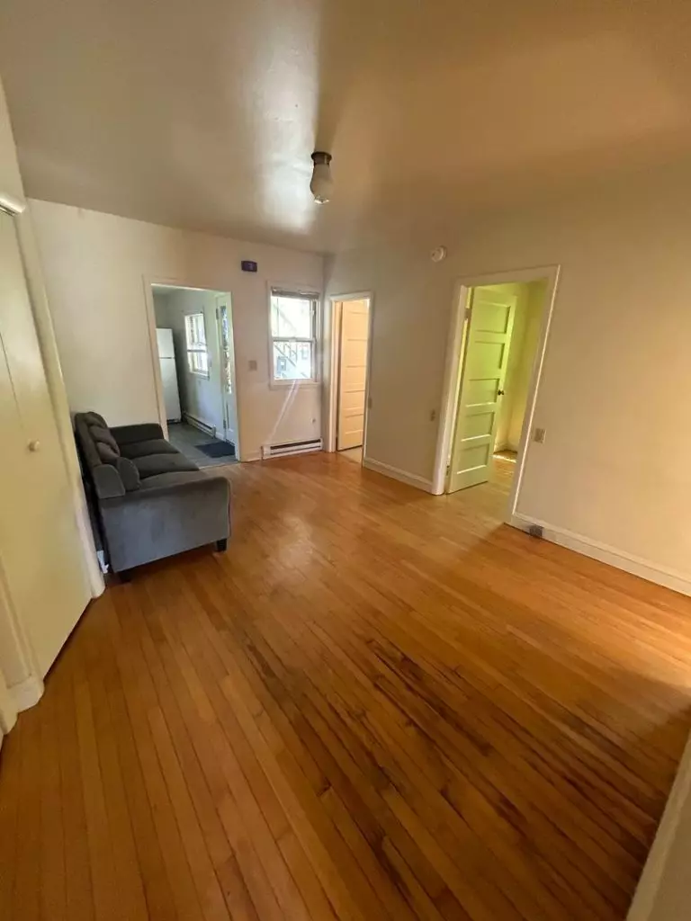 2 Bedroom + Office Apartment in Burlington, VT | Laundry, Storage & Parking | June 2027