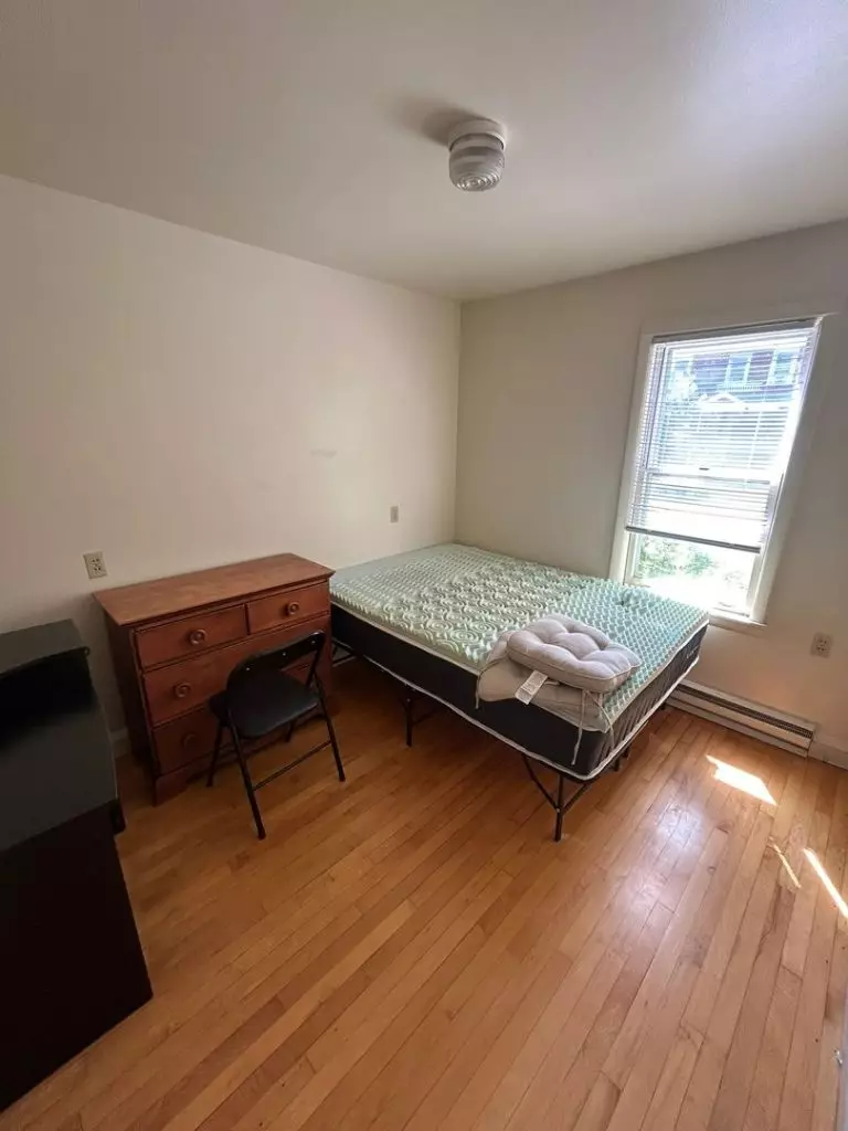 2 Bedroom + Office Apartment in Burlington, VT | Laundry, Storage & Parking | June 2027