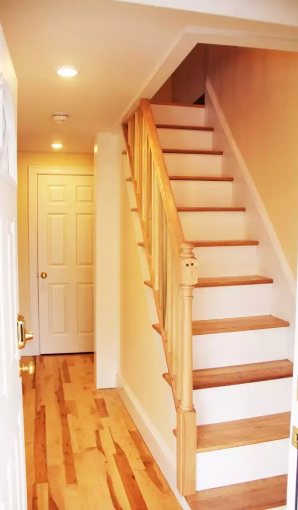 3 Bedroom with Laundry – 62 George St – June 1st, 2026, Burlington VT